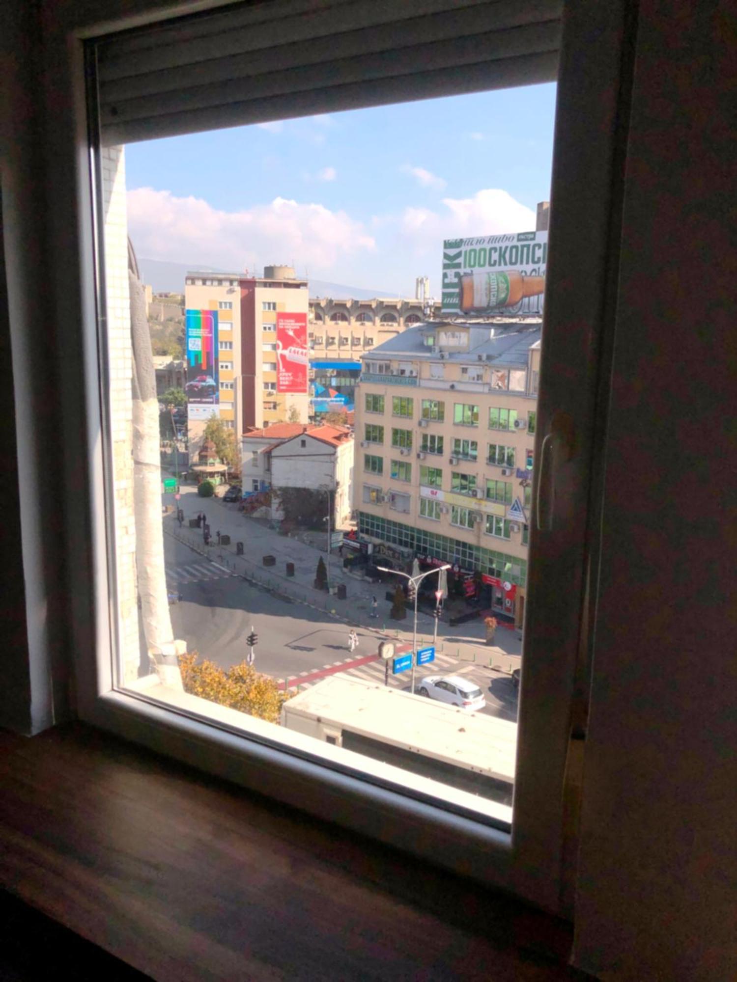 Hotel Room City Square With Great View No Parking Скопие Екстериор снимка